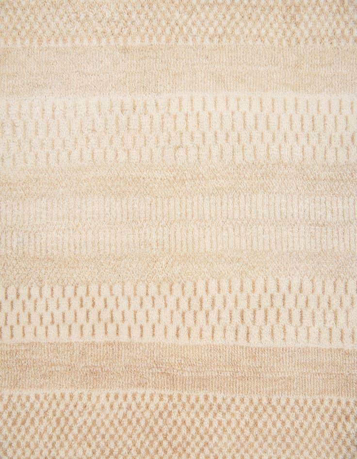 Detail image of 4' 10 x 6' 10 Hand Knotted Gabbeh Wool Rug