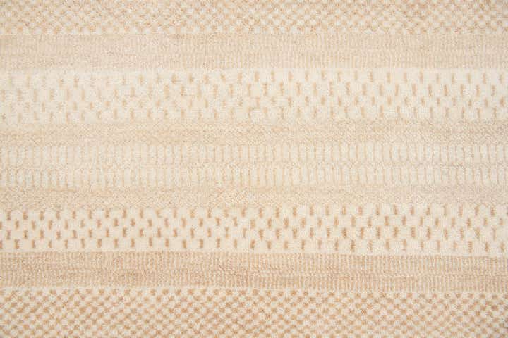 4' 10 x 6' 10 Hand Knotted Gabbeh Wool Rug