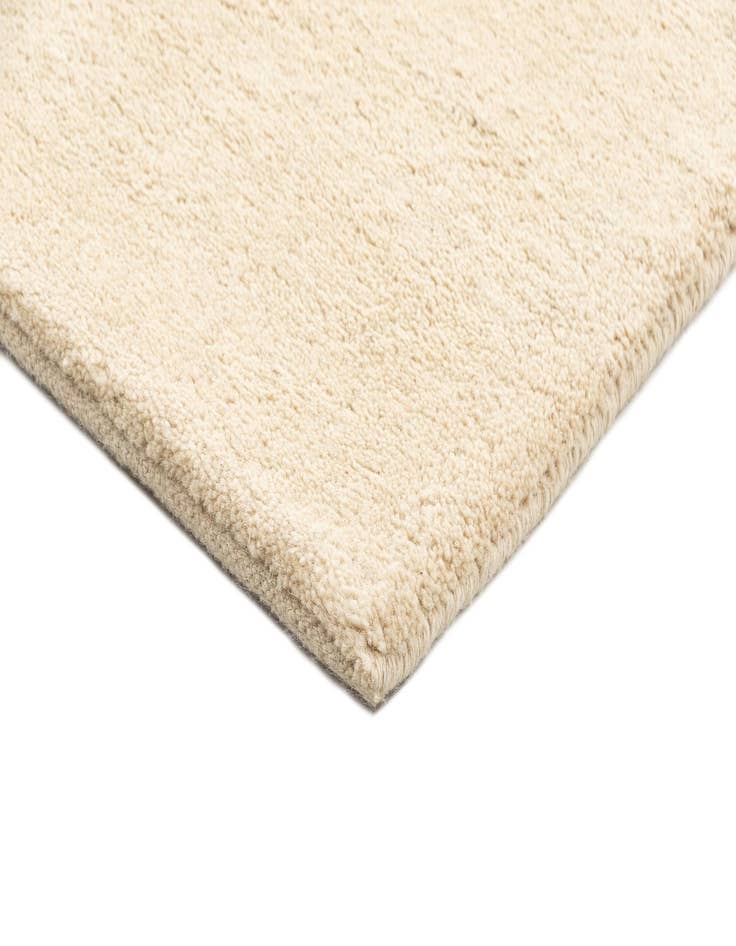 Detail image of 2' 6 x 4' 7 Hand Knotted Gabbeh Wool Rug