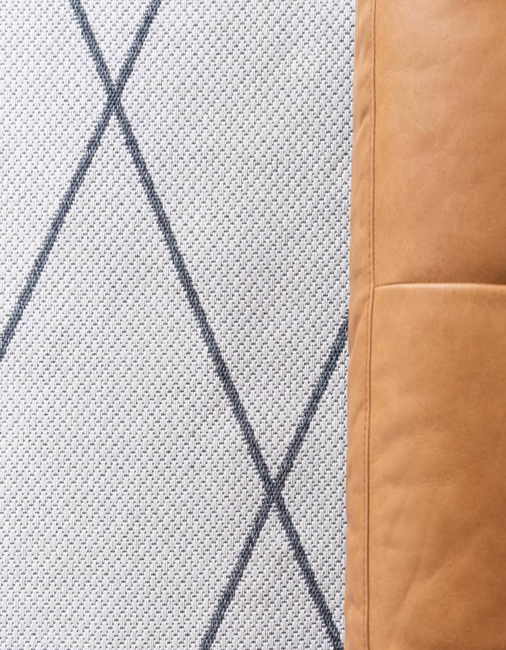 Detail image of 8' 5 x 11' 4 Georgia Rug