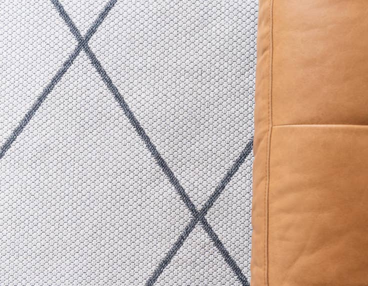 Detail image of 7' 5 x 10' Georgia Rug