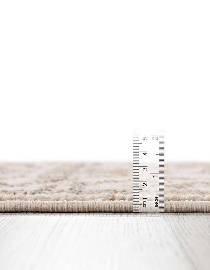 5' x 7' 7 Grand Tradition Rug