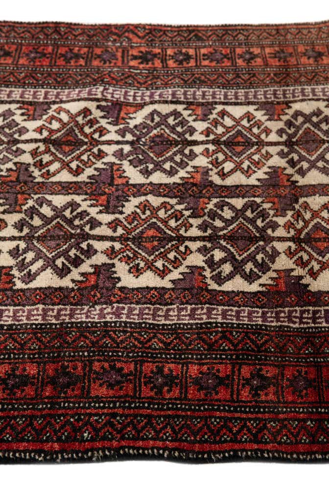 2' 5 x 4' 4 Hamedan Wool Rug
