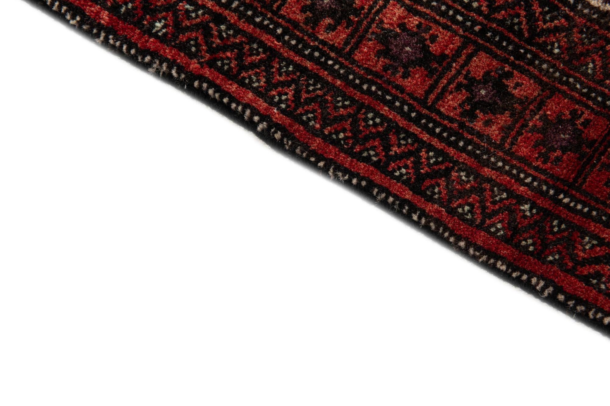 2' 5 x 4' 4 Hamedan Wool Rug