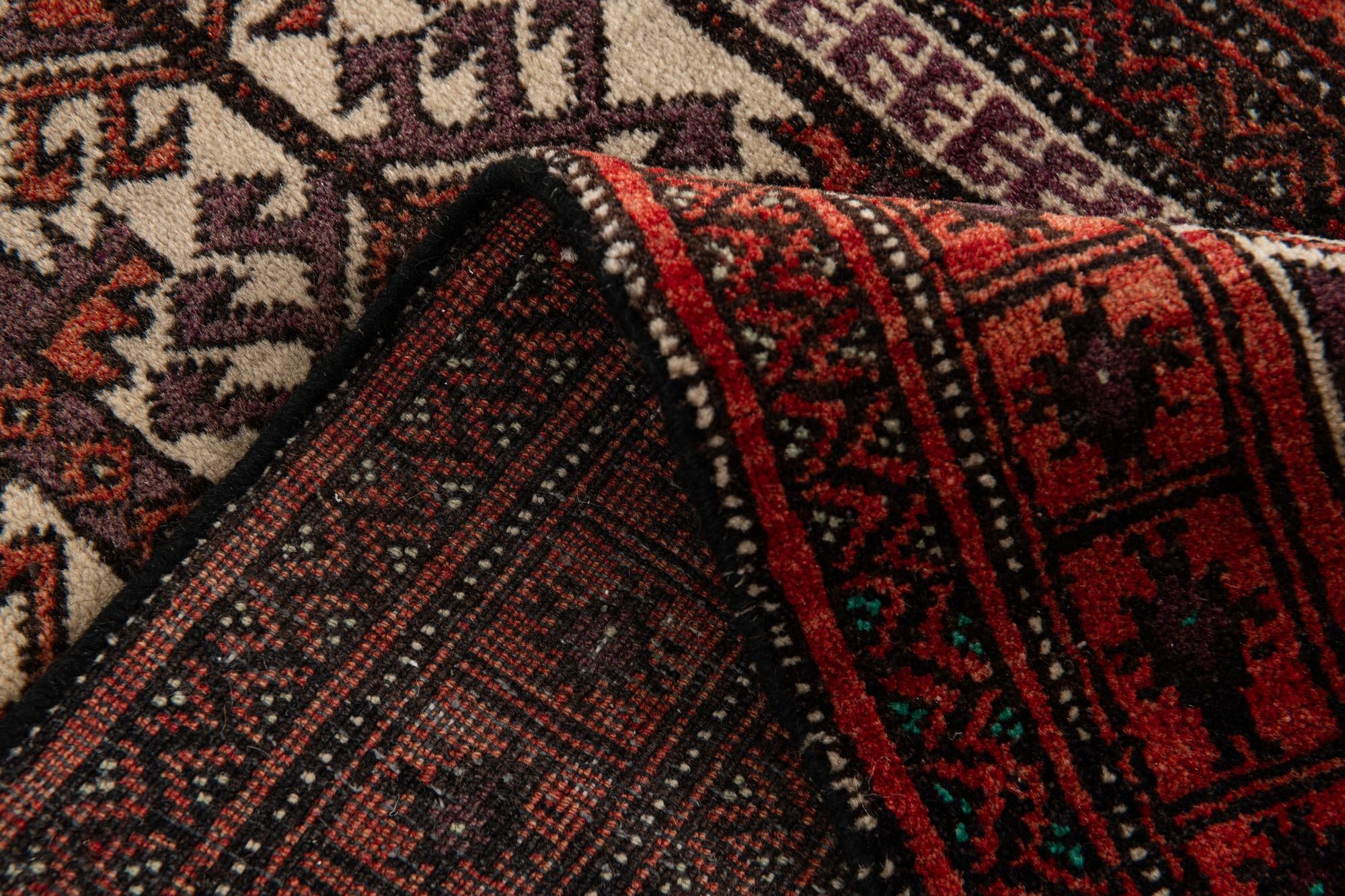 2' 5 x 4' 4 Hamedan Wool Rug