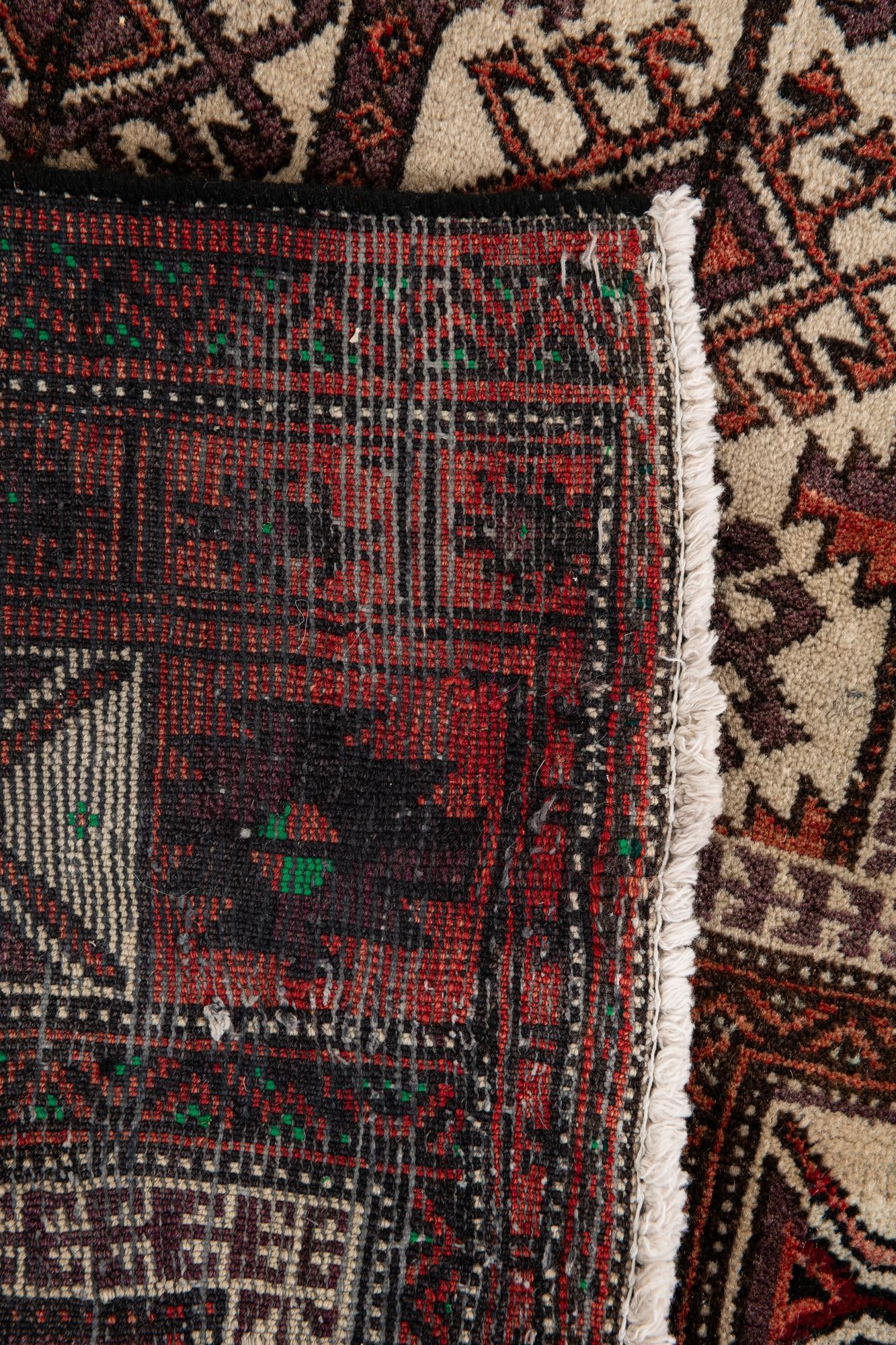 2' 5 x 4' 4 Hamedan Wool Rug