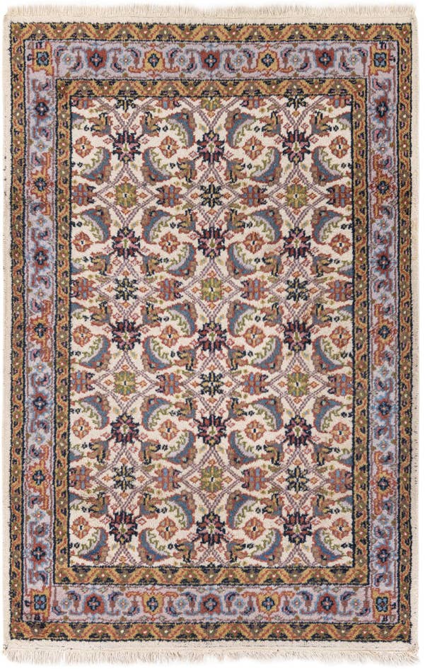 Detail image of 4' 1 x 6' 1 Hand Knotted Hamedan Wool Rug