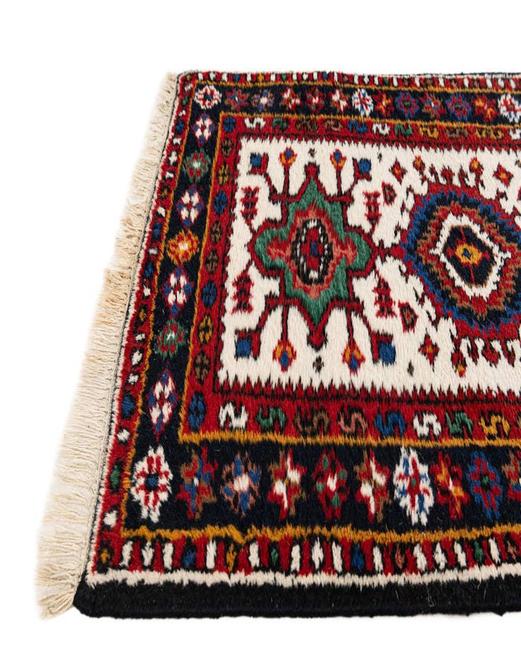 Detail image of 2' x 3' 1 Hand Knotted Hamedan Wool Rug