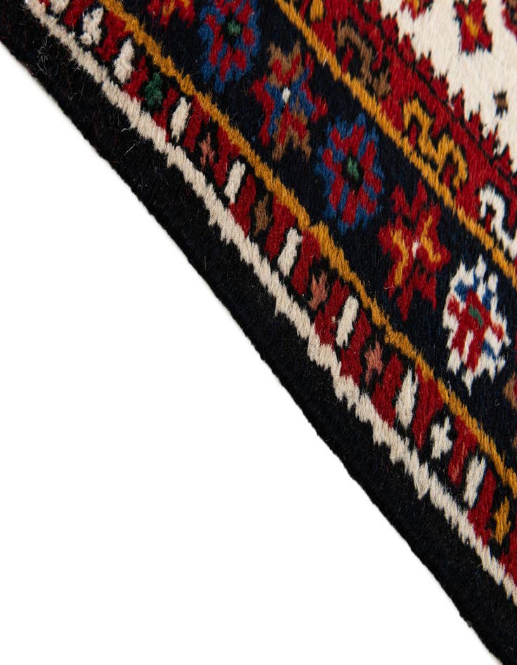 Detail image of 2' x 3' 1 Hand Knotted Hamedan Wool Rug
