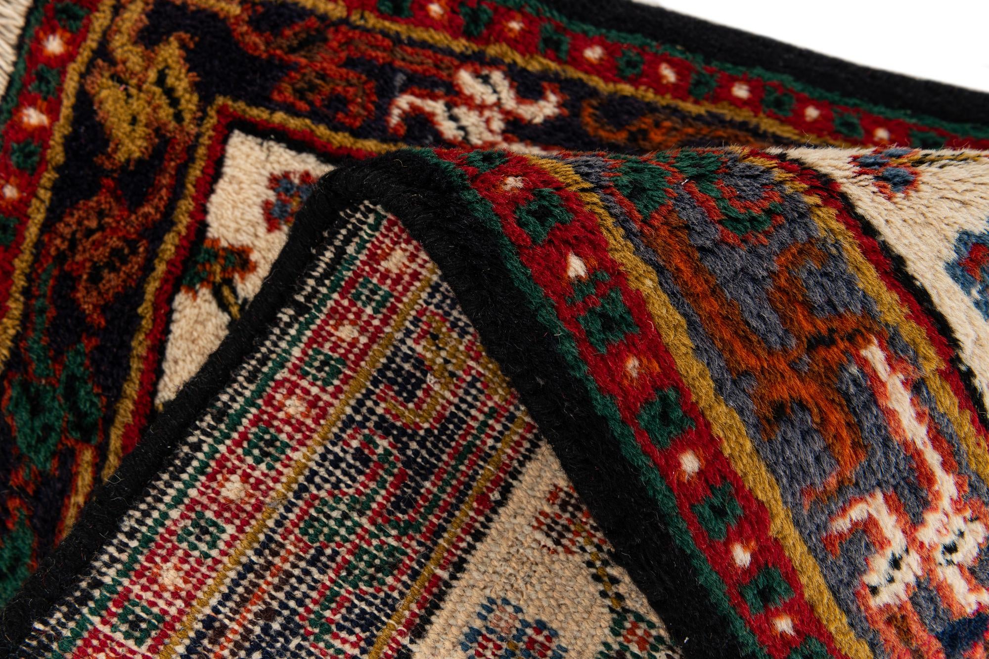 1' 11 x 2' 11 Hand Knotted Hamedan Wool Rug