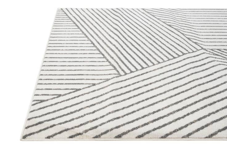 Detail image of 5' 3 x 7' 7 Hanahan Rug
