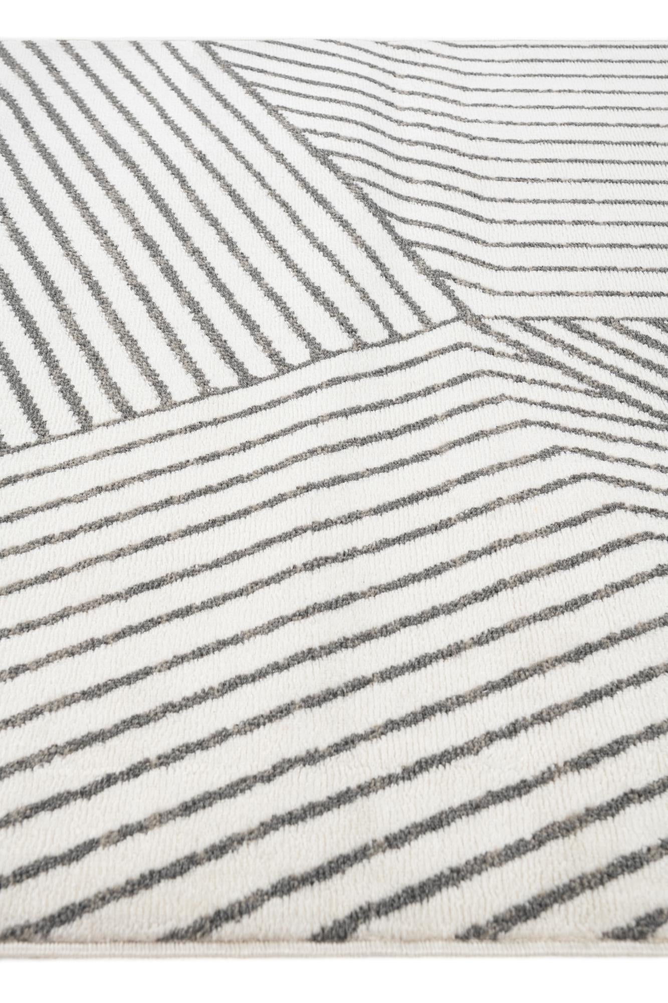 5' 3 x 7' 7 Hanahan Rug