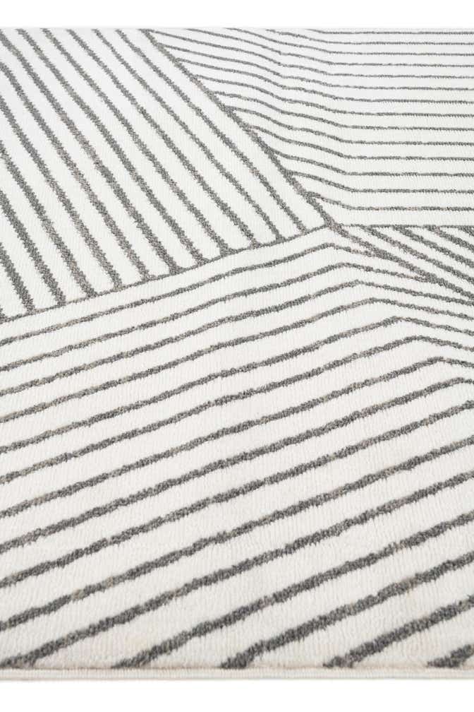 5' 3 x 7' 7 Hanahan Rug