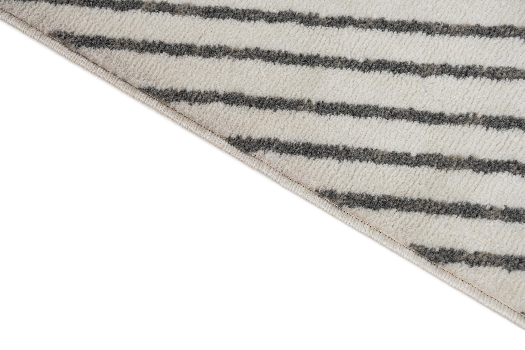 5' 3 x 7' 7 Hanahan Rug