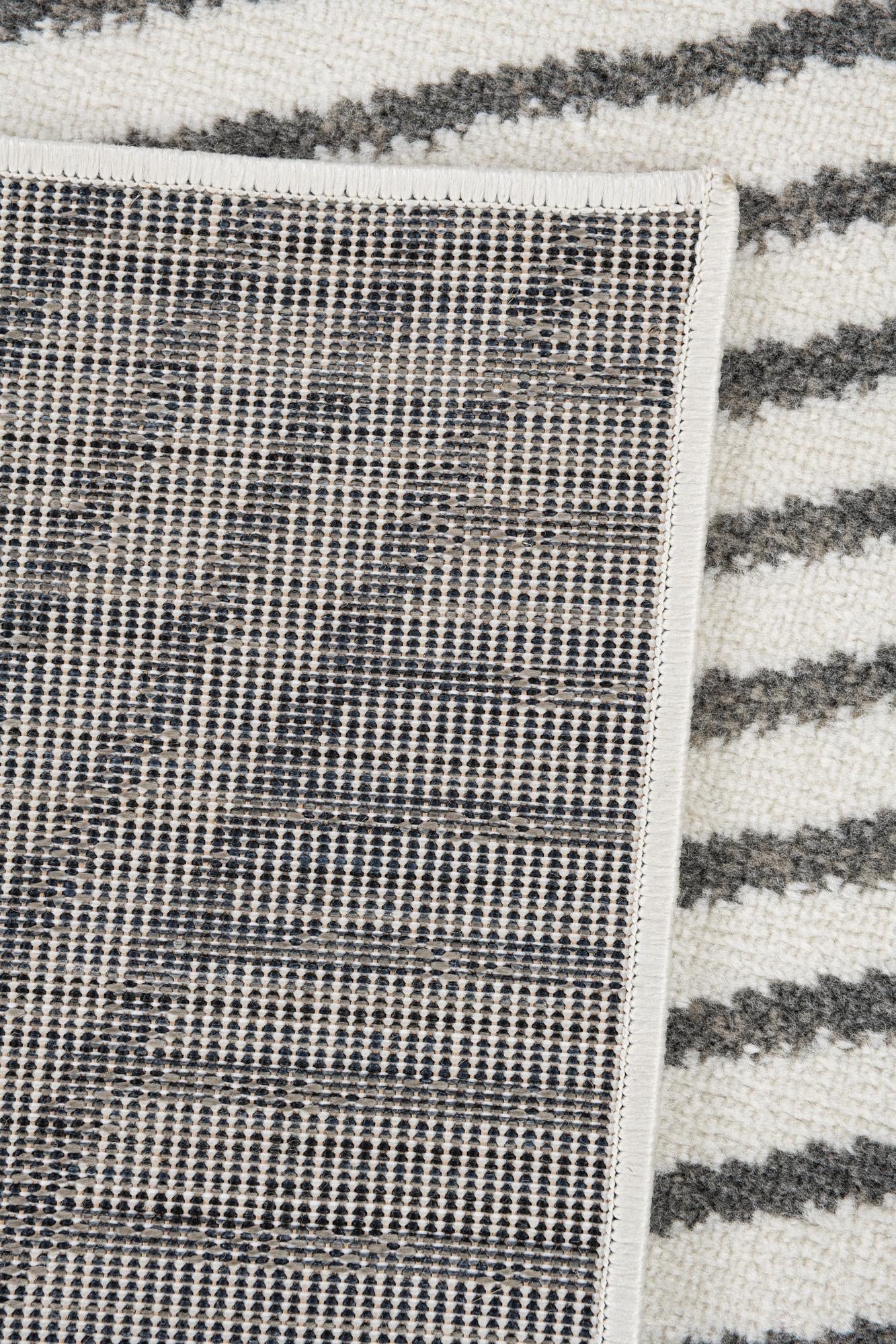 5' 3 x 7' 7 Hanahan Rug