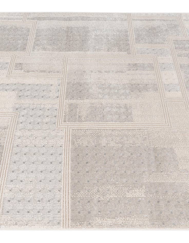 Detail image of 5' x 7' 4 Hanahan Rug