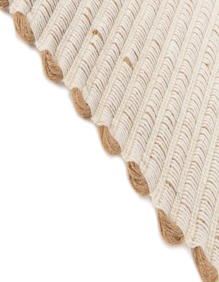 Detail image of 2' 1 x 3' 3 Hand Woven Hand Braided Jute Rug