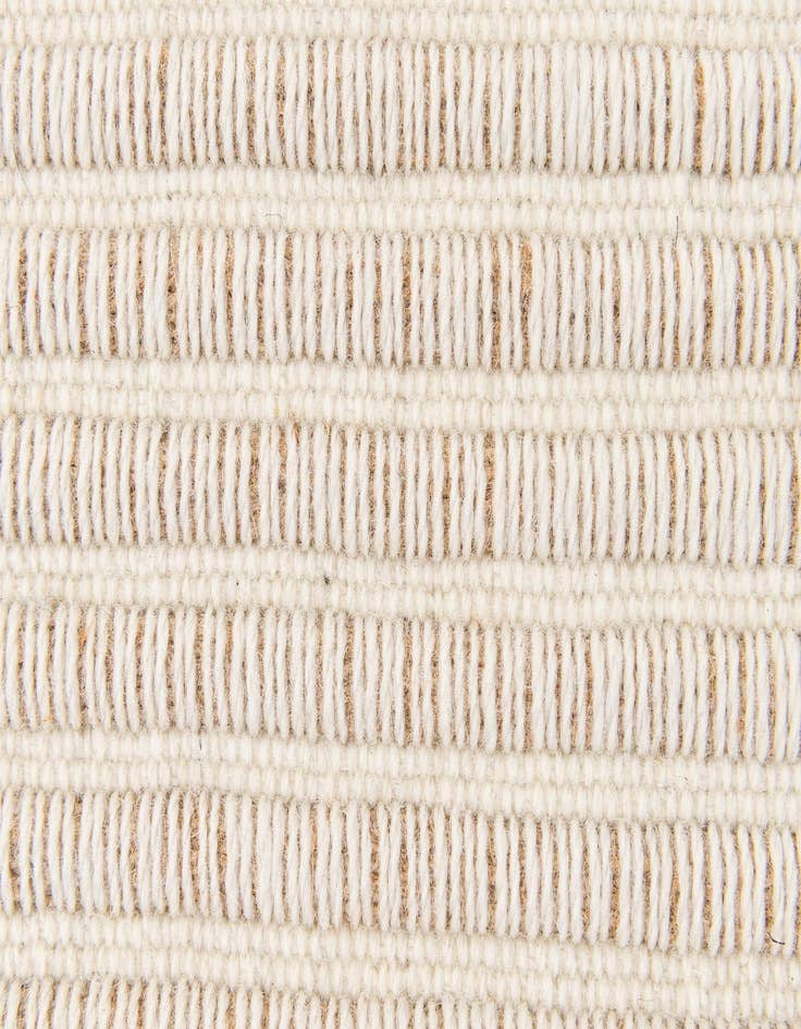 Detail image of 2' 1 x 3' 3 Hand Woven Hand Braided Jute Rug