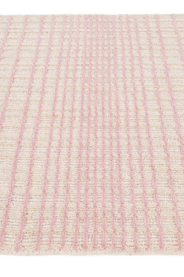 Detail image of 2' 1 x 3' 2 Hand Woven Hand Woven Chindi Cotton Wool Rug