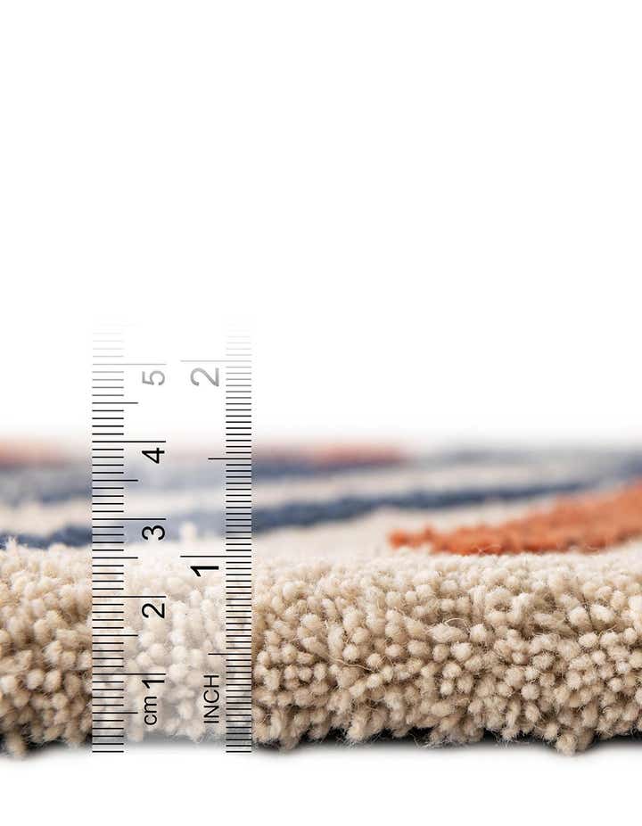 4' 1 x 6' 1 Handtufted Wool Rug