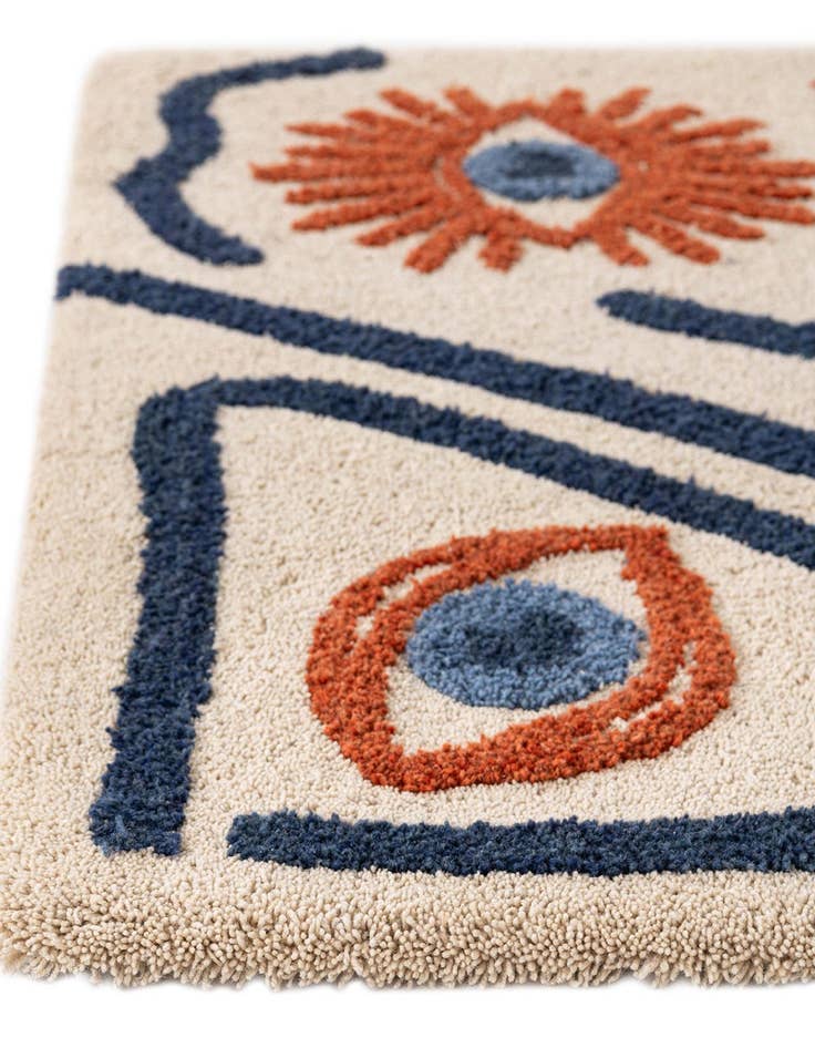 Detail image of 4' 1 x 6' 1 Handtufted Wool Rug