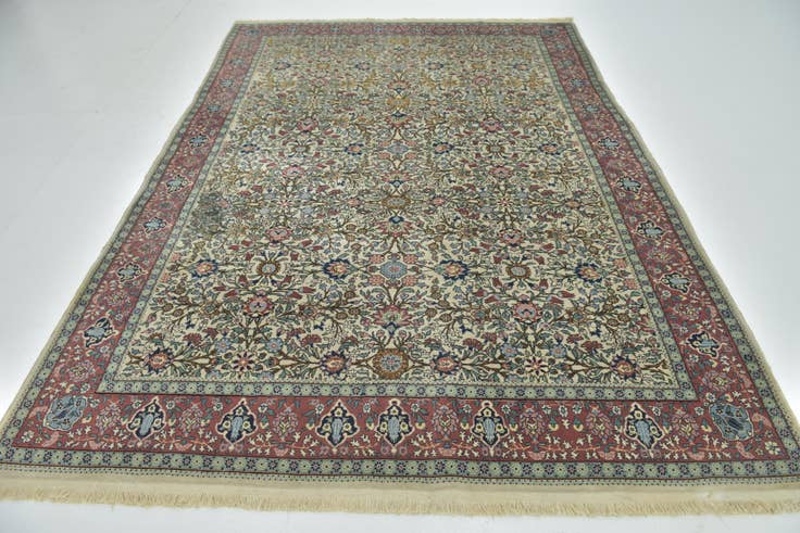 Detail image of 6' 9 x 9' 5 Hand Knotted Hereke Oriental Wool Rug