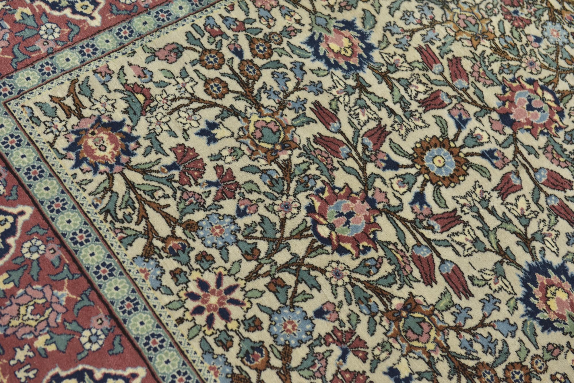 6' 9 x 9' 5 Hand Knotted Hereke Oriental Wool Rug
