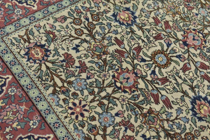 Detail image of 6' 9 x 9' 5 Hand Knotted Hereke Oriental Wool Rug
