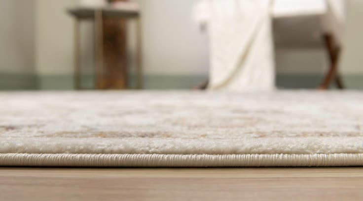 Detail image of 8' x 10' Heritage Rug