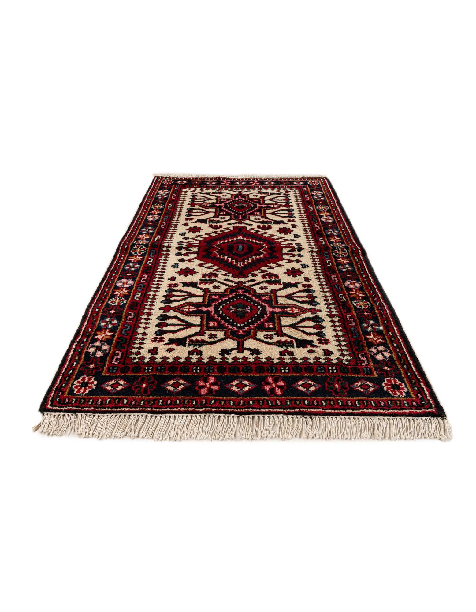 3' 1 x 5' 2 Hand Knotted Heriz Wool Rug