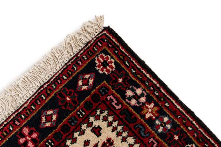 3' 1 x 5' 2 Hand Knotted Heriz Wool Rug