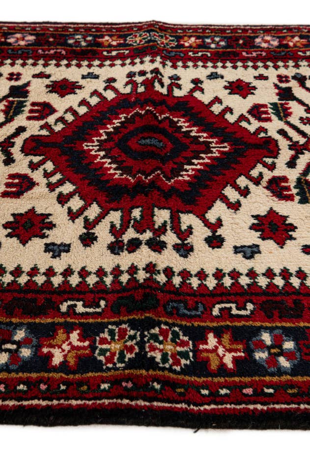 Detail image of 3' 1 x 5' 2 Hand Knotted Heriz Wool Rug