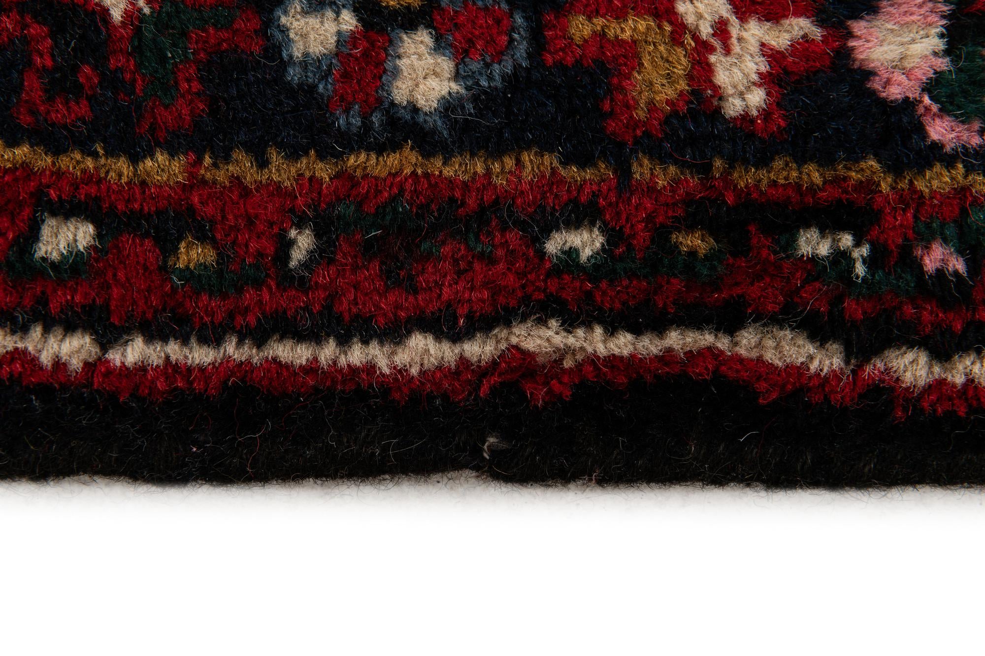 3' 1 x 5' 2 Hand Knotted Heriz Wool Rug