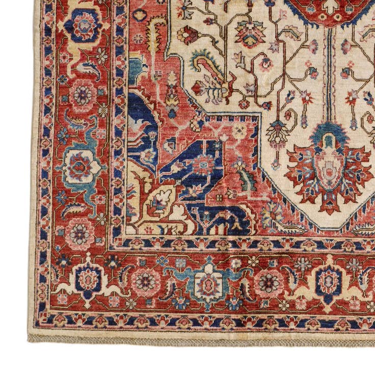 Detail image of 6' 8 x 9' 10 Hand Knotted Heriz Rug