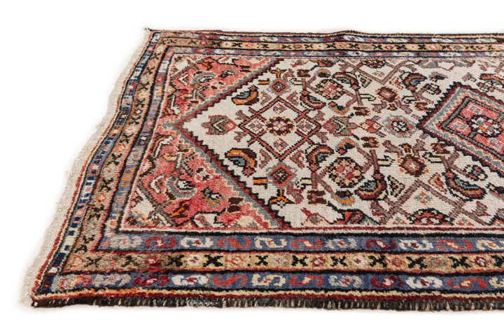 2' 4 x 3' 11 Hand Knotted Hossainabad Wool Rug