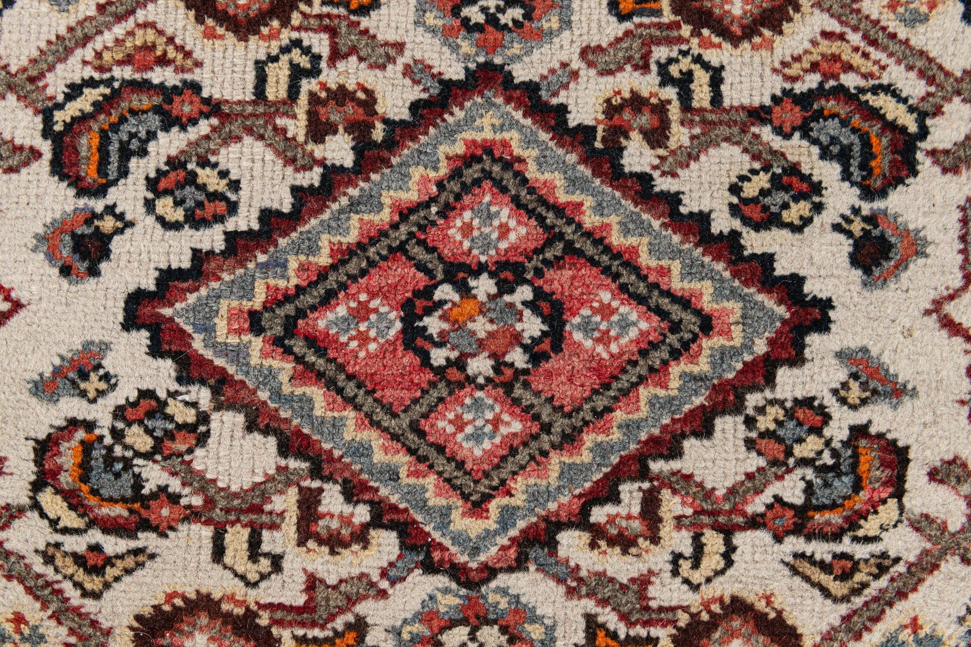 2' 4 x 3' 11 Hand Knotted Hossainabad Wool Rug
