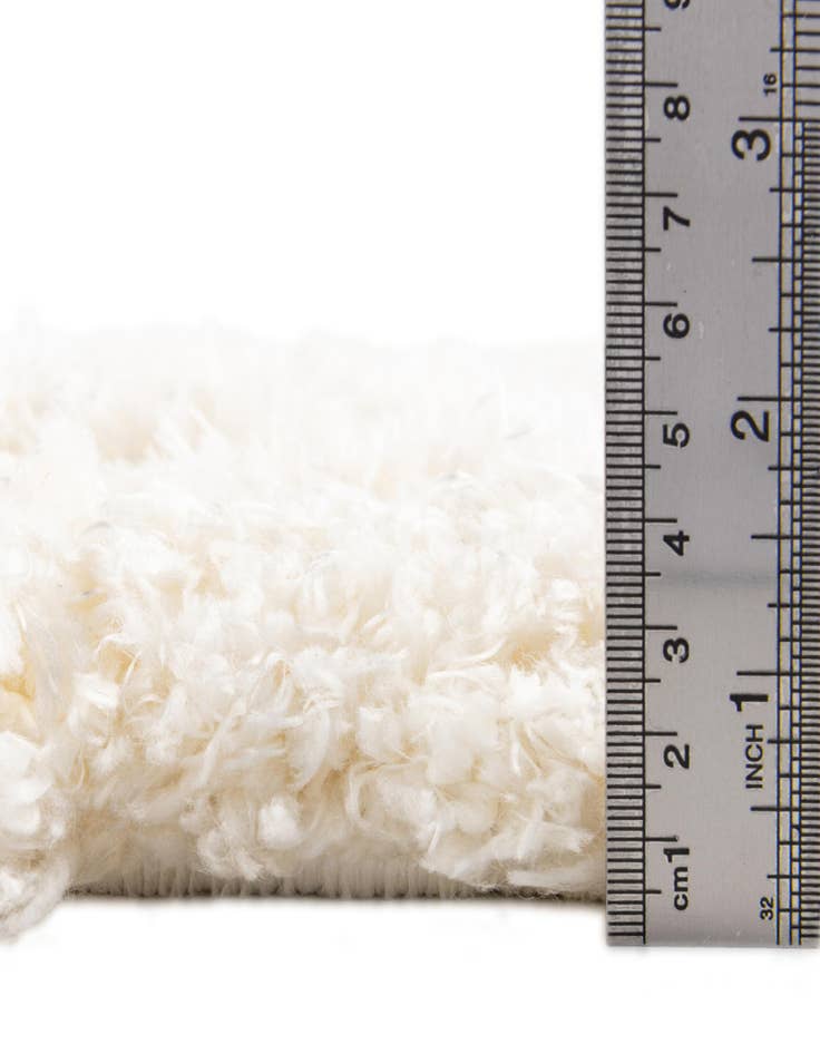 Detail image of 2' x 3' 7 Infinity Shag Rug