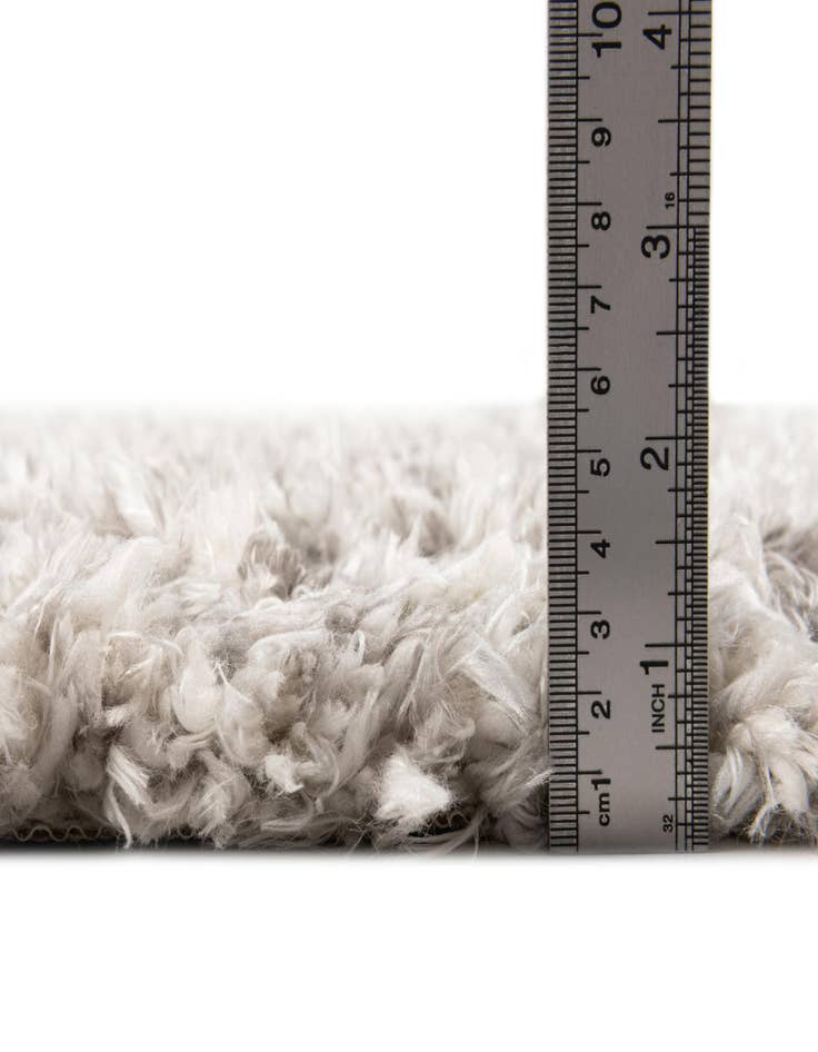 Detail image of 5' 3 x 7' 7 Infinity Shag Rug