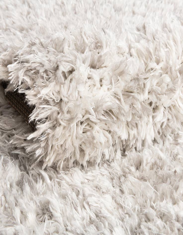 Detail image of 5' 3 x 7' 7 Infinity Shag Rug