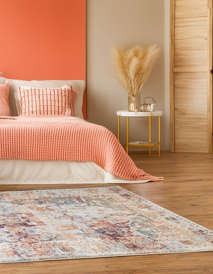 Detail image of 2' x 3' Isabella Rug