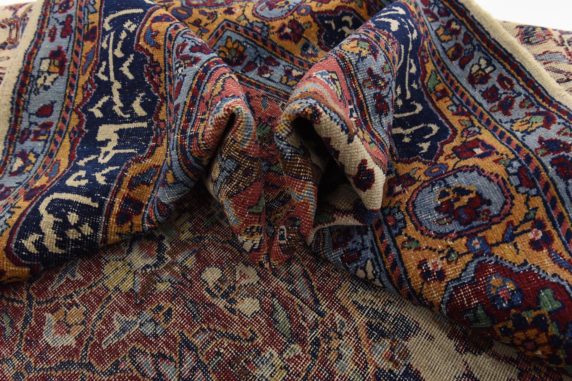6' 4 x 9' 2 Hand Knotted Isfahan Persian Wool Rug