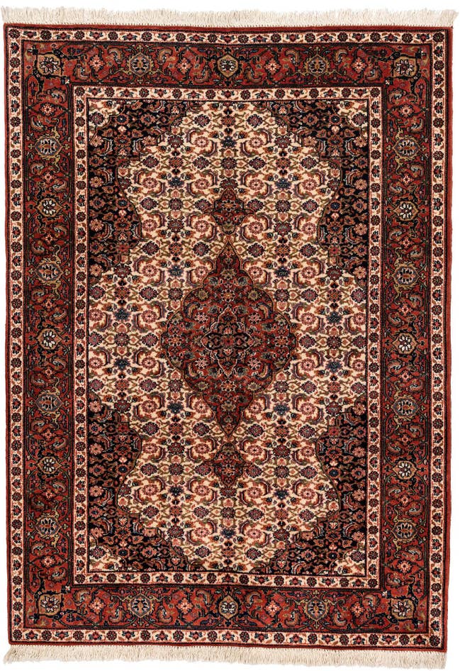 Detail image of 4' 5 x 6' 1 Hand Knotted Isfahan Wool Rug
