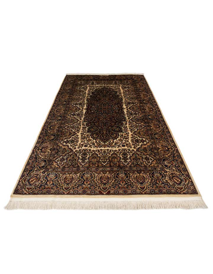 6' x 9' 10 Hand Knotted Isfahan Oriental Rug