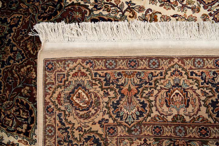 6' x 9' 10 Hand Knotted Isfahan Oriental Rug