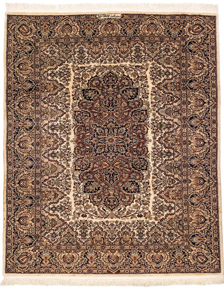 Detail image of 6' x 9' 10 Hand Knotted Isfahan Oriental Rug