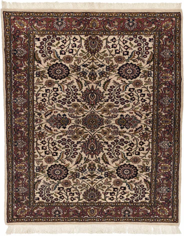 Detail image of 4' x 6' 8 Hand Knotted Isfahan Wool Rug