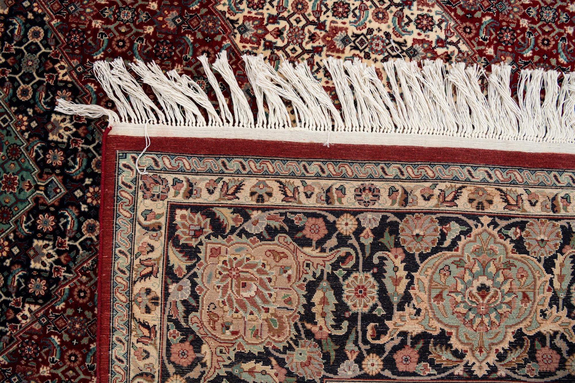 7' 1 x 10' 2 Hand Knotted Isfahan Oriental Wool Rug