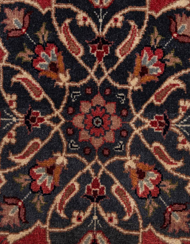 Detail image of 8' 2 x 10' 3  Hand Knotted Isfahan Wool Rug