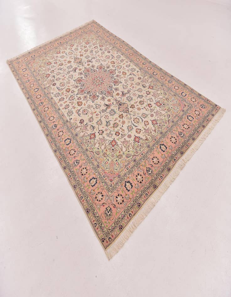Detail image of 6' 5 x 10' 2 Hand Knotted Isfahan Persian Rug