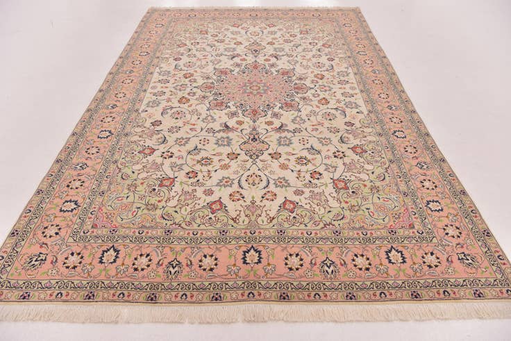 Detail image of 6' 5 x 10' 2 Hand Knotted Isfahan Persian Rug